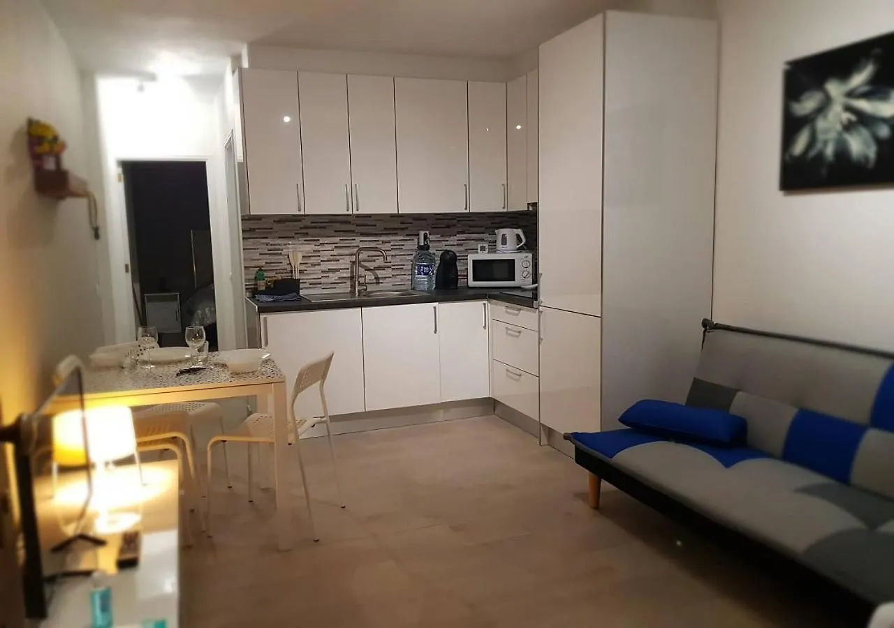 Mantra Del Sur Apartment Los Cristianos  Spain